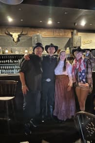 Photo 4 from ﻿Moonshine Saloon Londres: Experiencia inmersiva con cócteles del Salvaje Oeste
